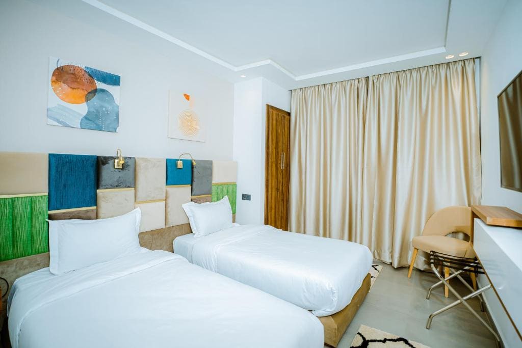 Superior King Room room - Image 3