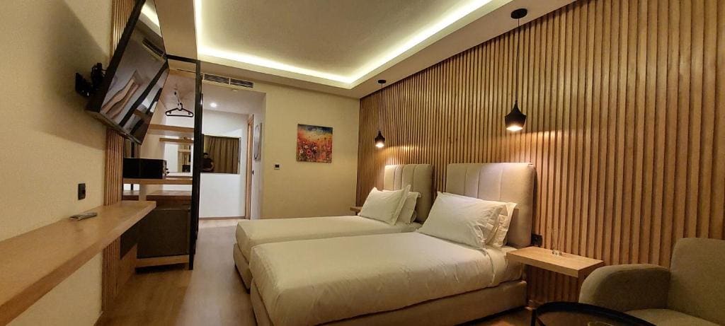 Double or Twin Room with Shower room - Image 1