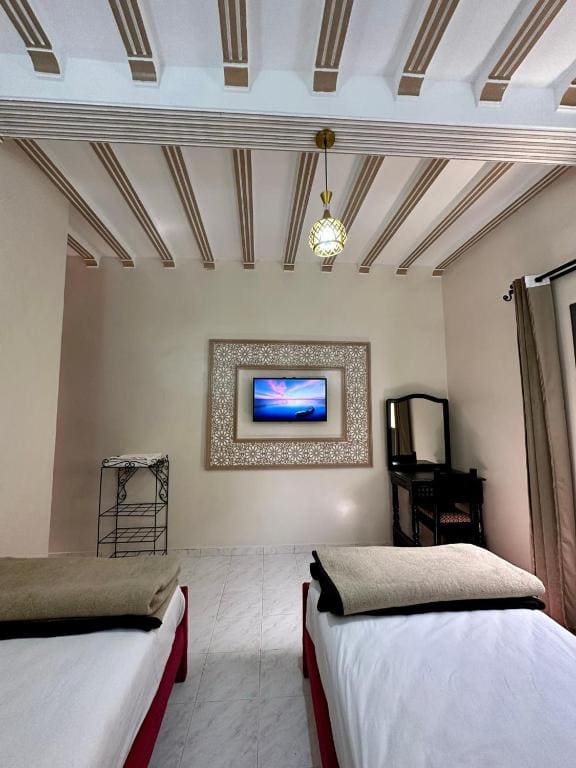 Deluxe Double or Twin Room with Pool View room - Image 1