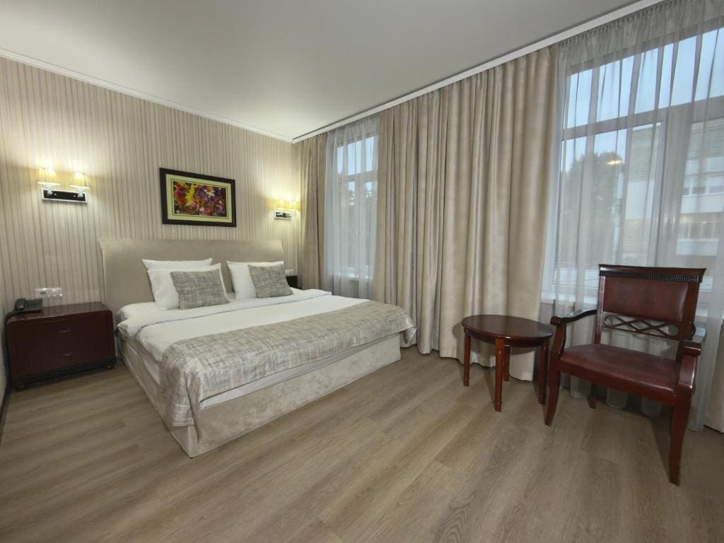 Deluxe Double Room room - Image 1