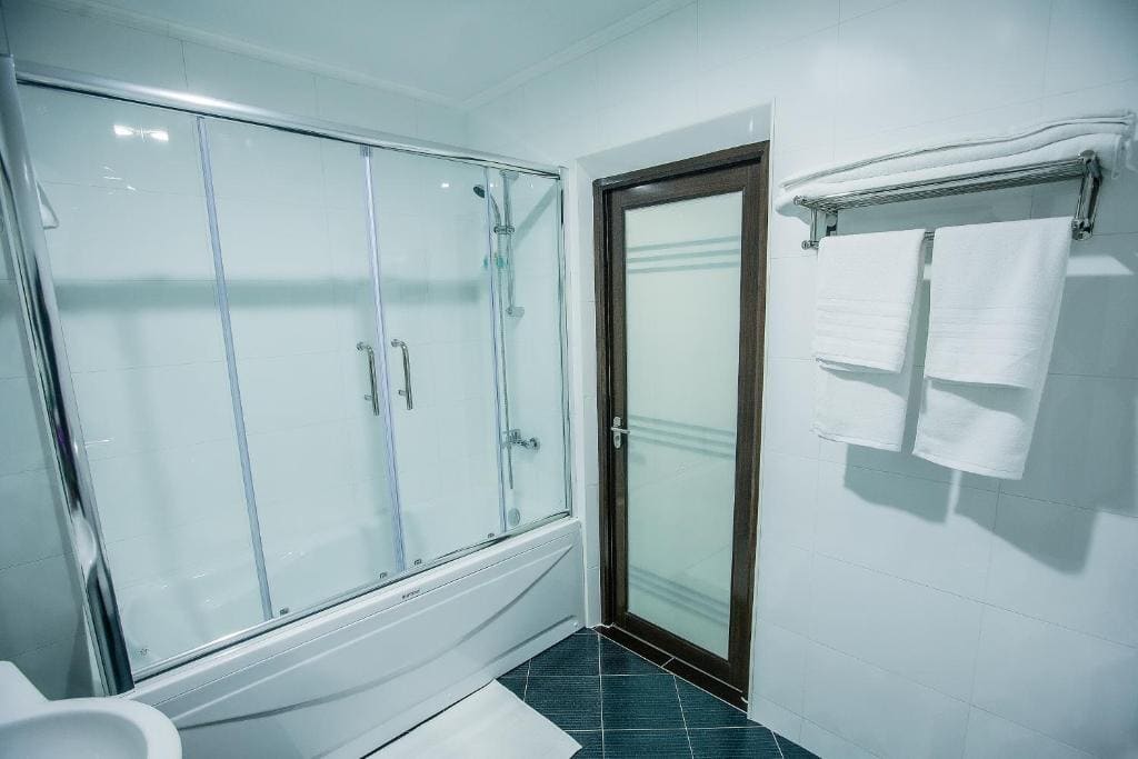 Deluxe Double Room room - Image 3