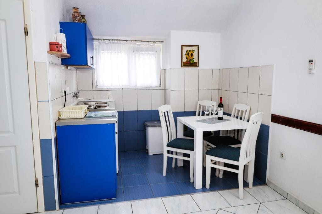 Studio with Sea View room - Image 3