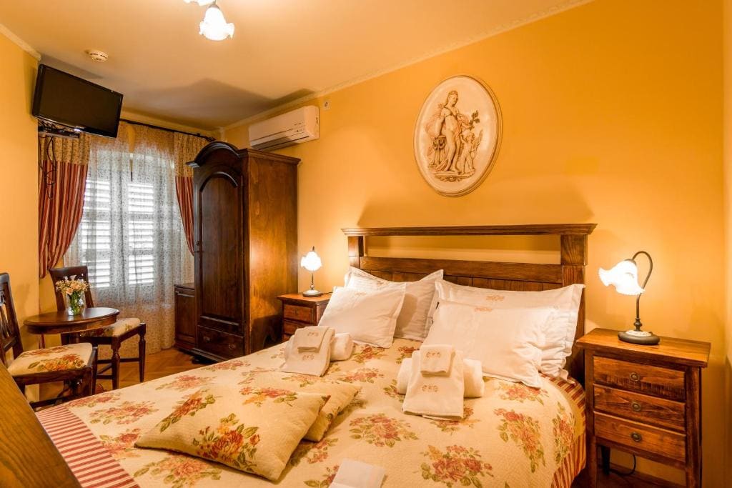 Standard Double Room room - Image 3