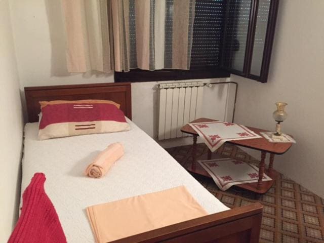 Double Room with Shared Bathroom room - Image 1