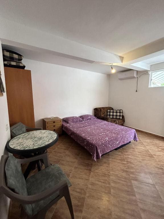 Suite room - Image 1