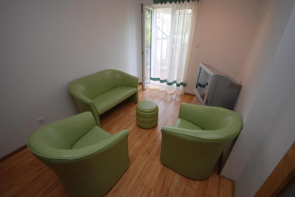 Two-Bedroom Apartment room - Image 2
