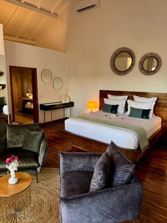 Junior Suite with Sea View room - Image 2