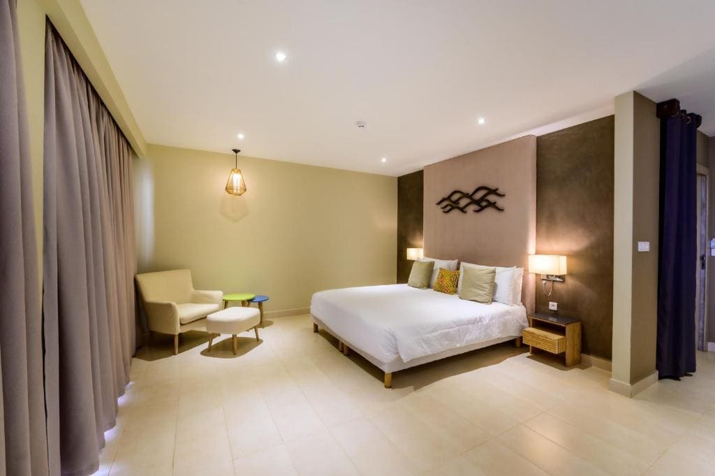 Junior Suite with Ocean View room - Image 2