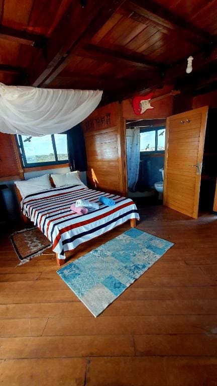 Superior Suite with Sea View room - Image 1