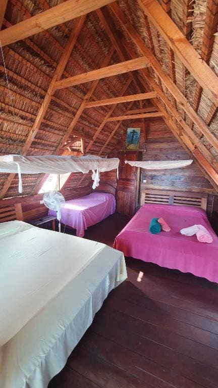 Family Suite with Balcony room - Image 2