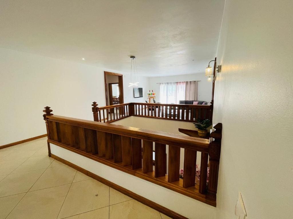 Double Room with Balcony room - Image 3