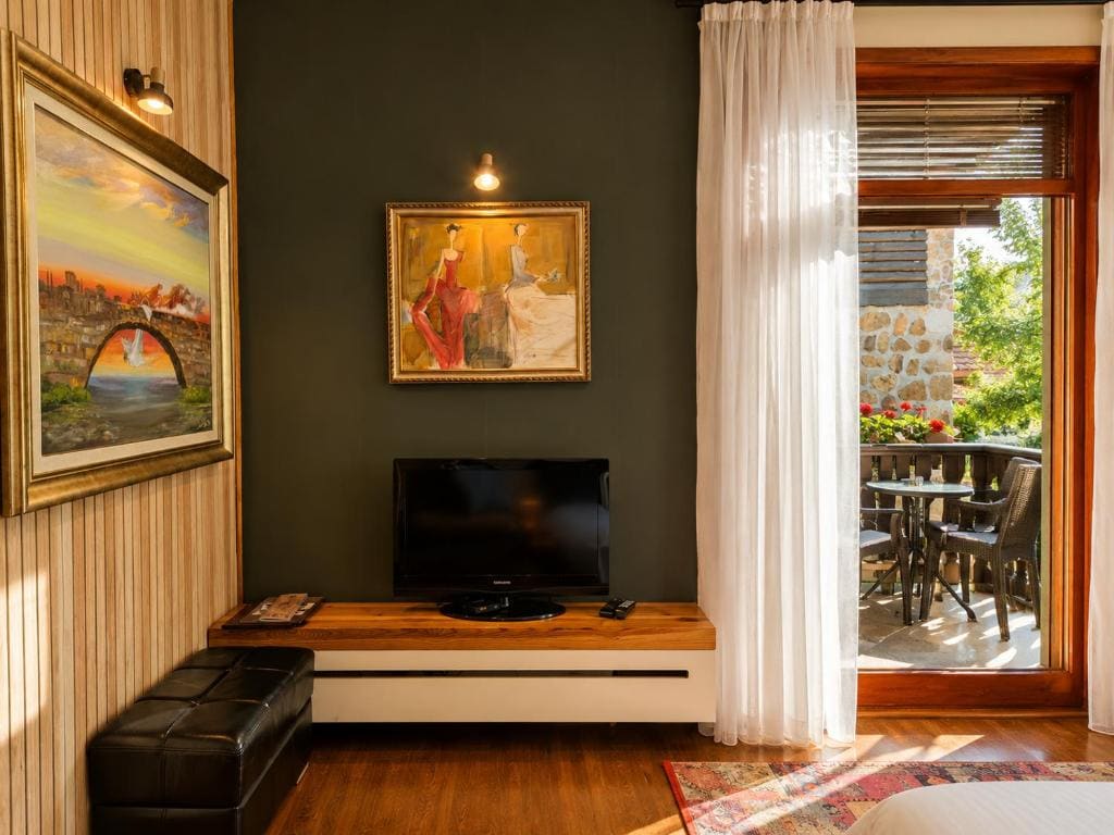 Superior Double or Twin Room room - Image 2