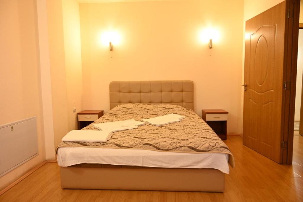 Deluxe Triple Room room - Image 2
