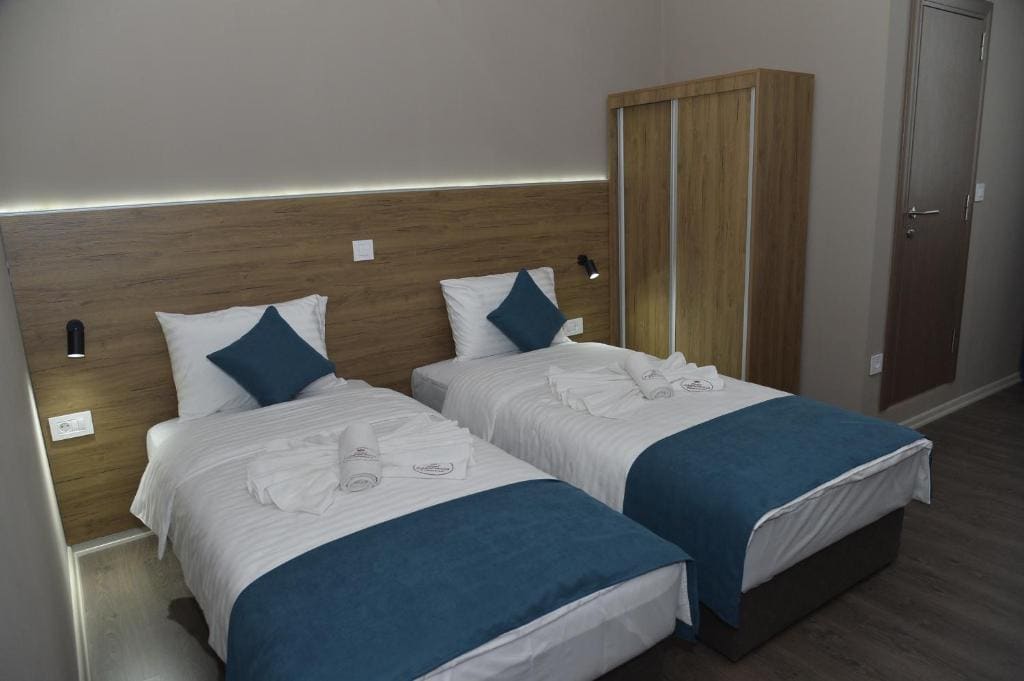 Classic Triple Room room - Image 1
