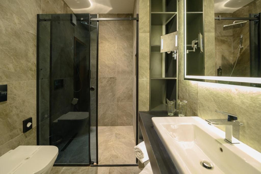Deluxe Double Room room - Image 2