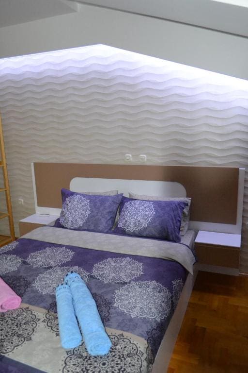 Two-Bedroom Apartment room - Image 1