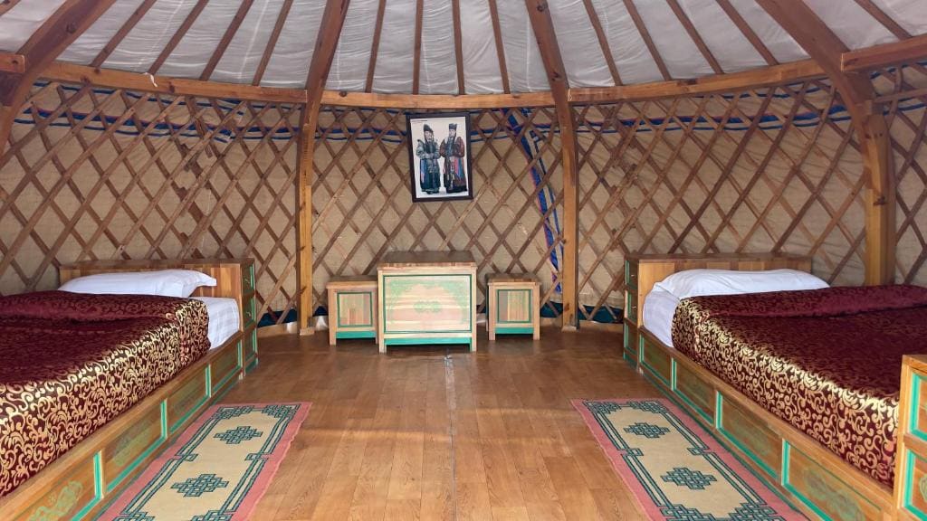 Standard Twin Room room - Image 3