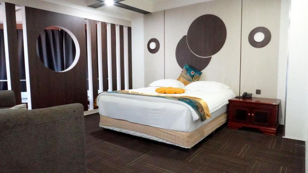 Deluxe Double room - Image 2