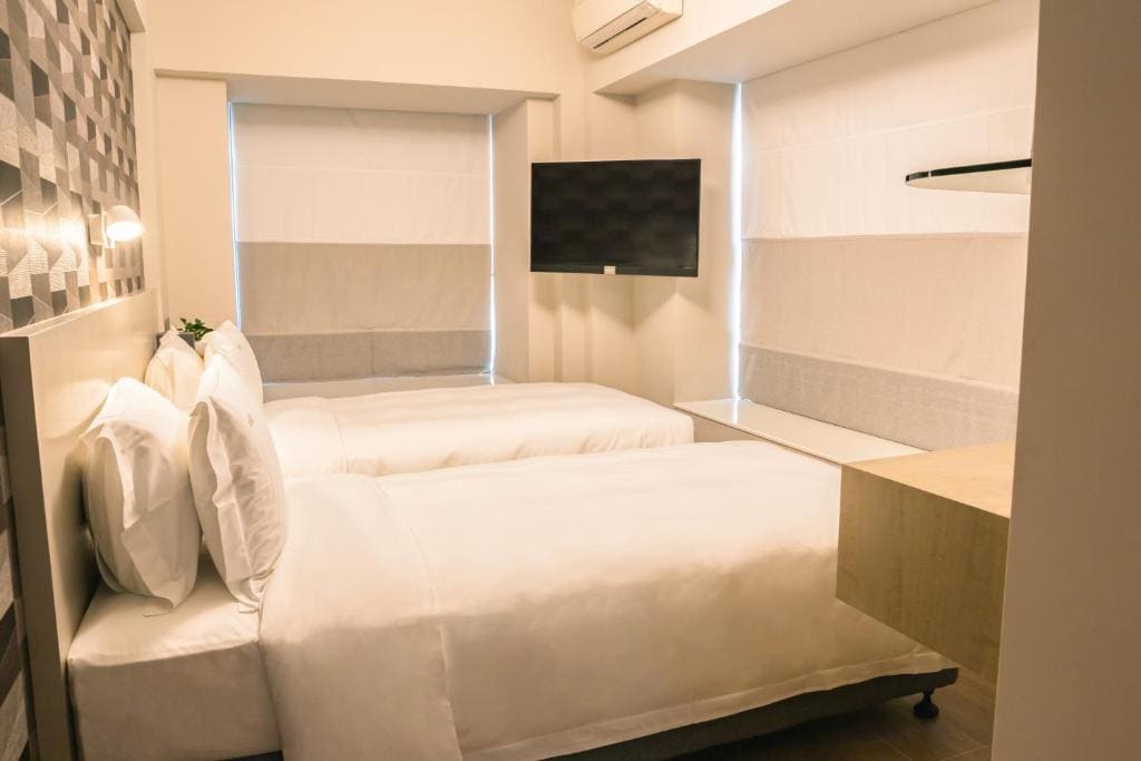 Deluxe Suite room - Image 3