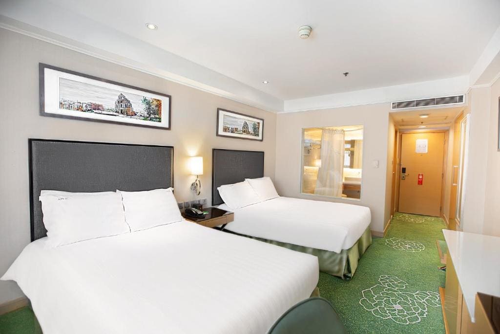 High Floor Standard Twin Room room - Image 1