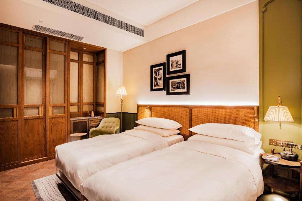 Deluxe Double Room room - Image 2