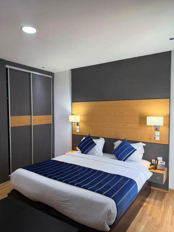 Deluxe Double Room with Balcony room - Image 1