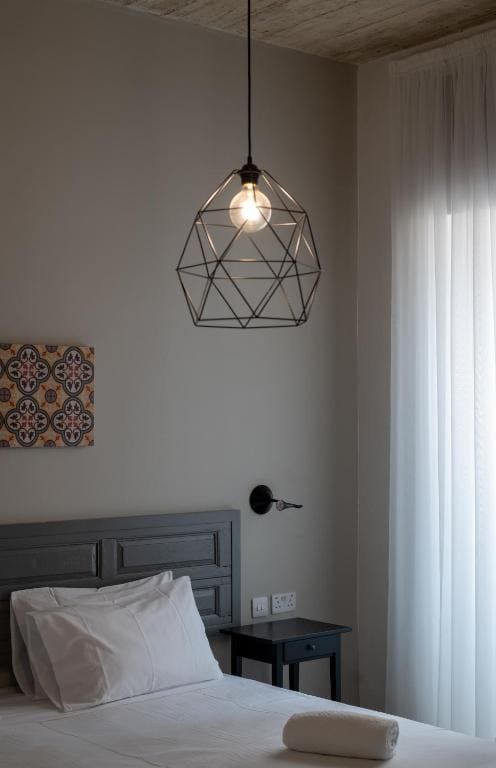 Standard Double or Twin Room room - Image 3