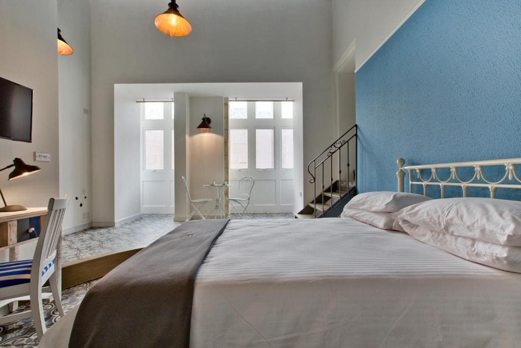 Deluxe Family Suite room - Image 1