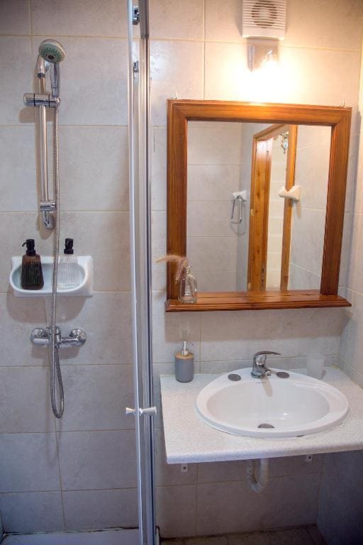 Superior Double Room room - Image 2