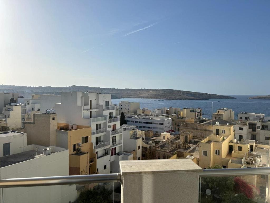 Deluxe Double Room with Balcony and Sea View room - Image 1