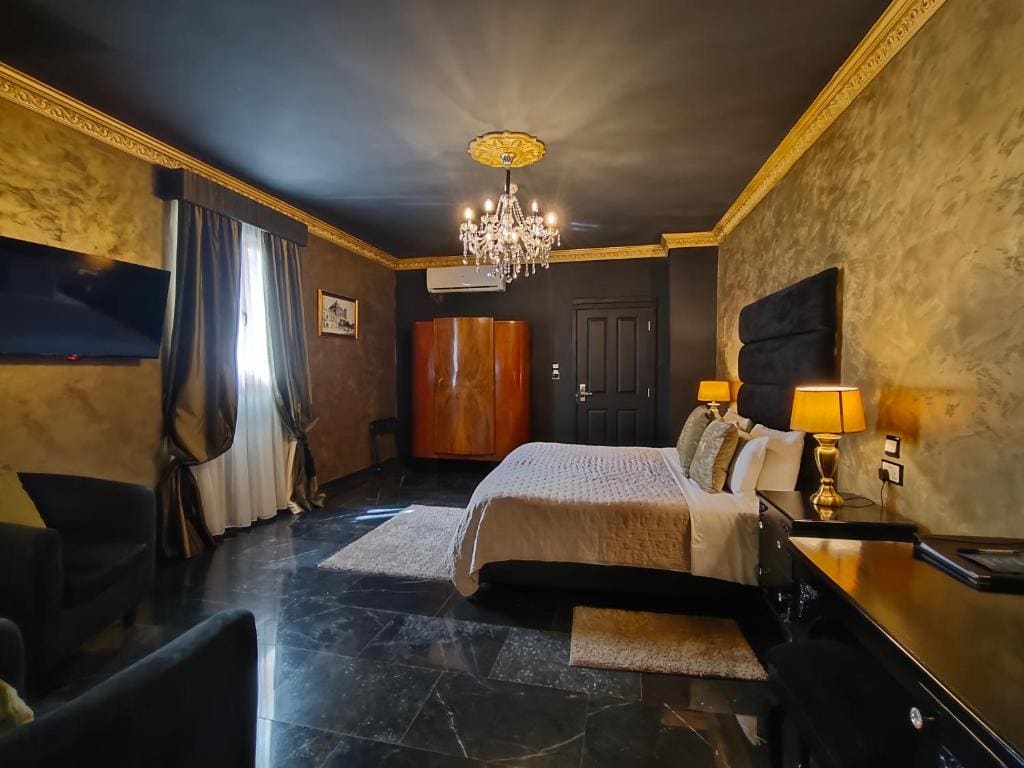 Double Room with Patio room - Image 3