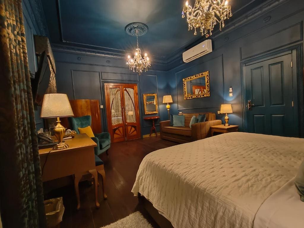 King Room with Balcony room - Image 3
