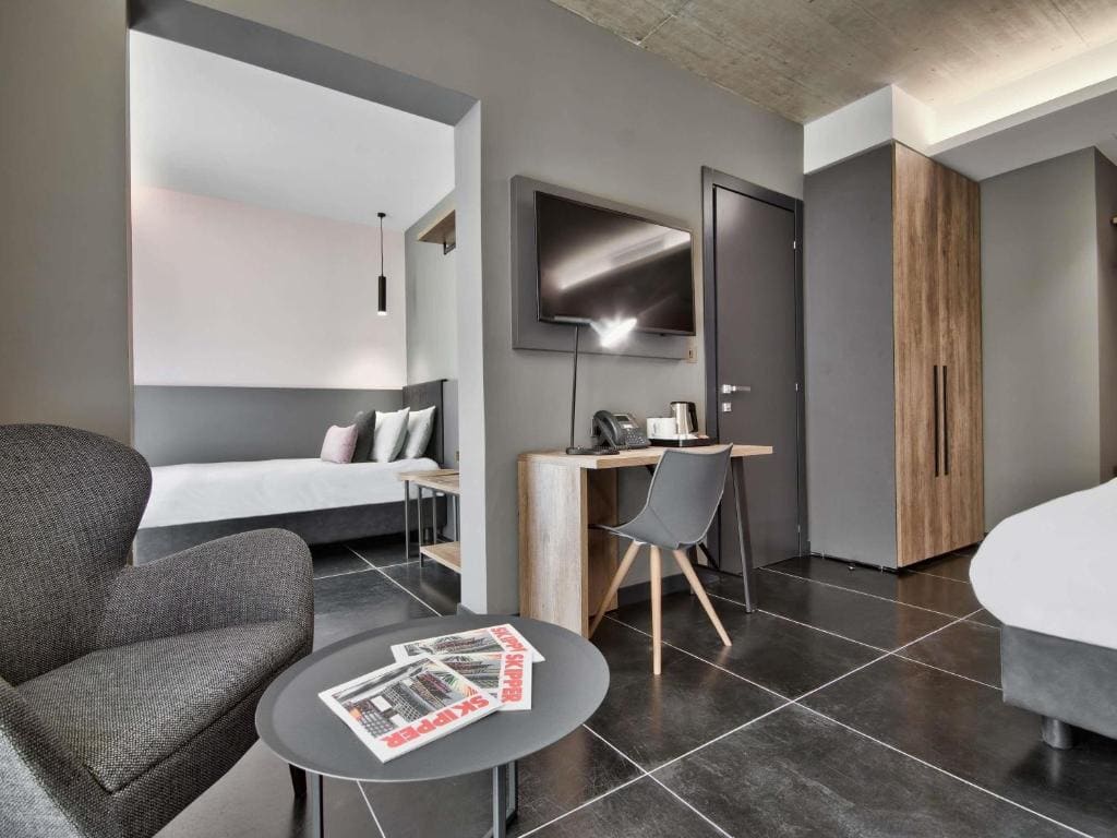 Classic Room with Double Bed room - Image 3