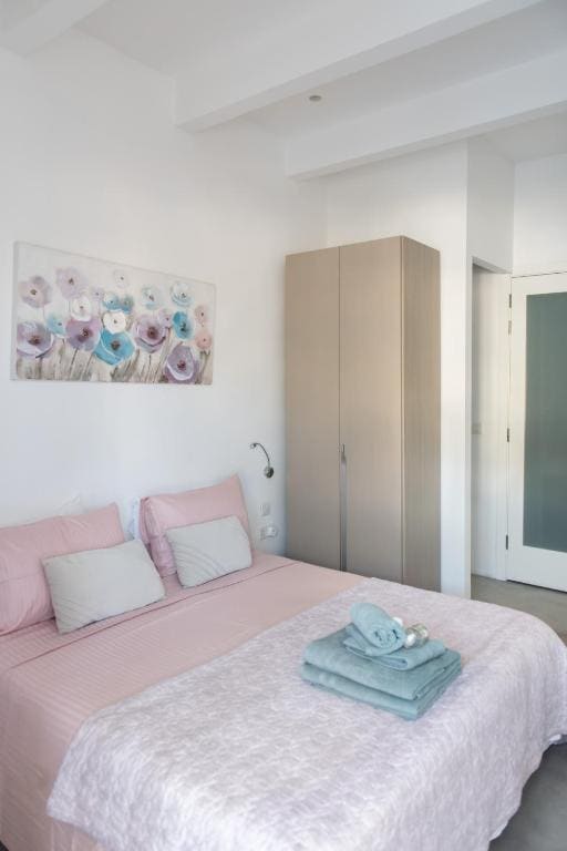 Double Room with Sea View room - Image 3