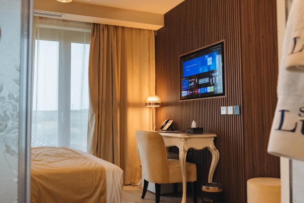 Superior Double Room room - Image 1