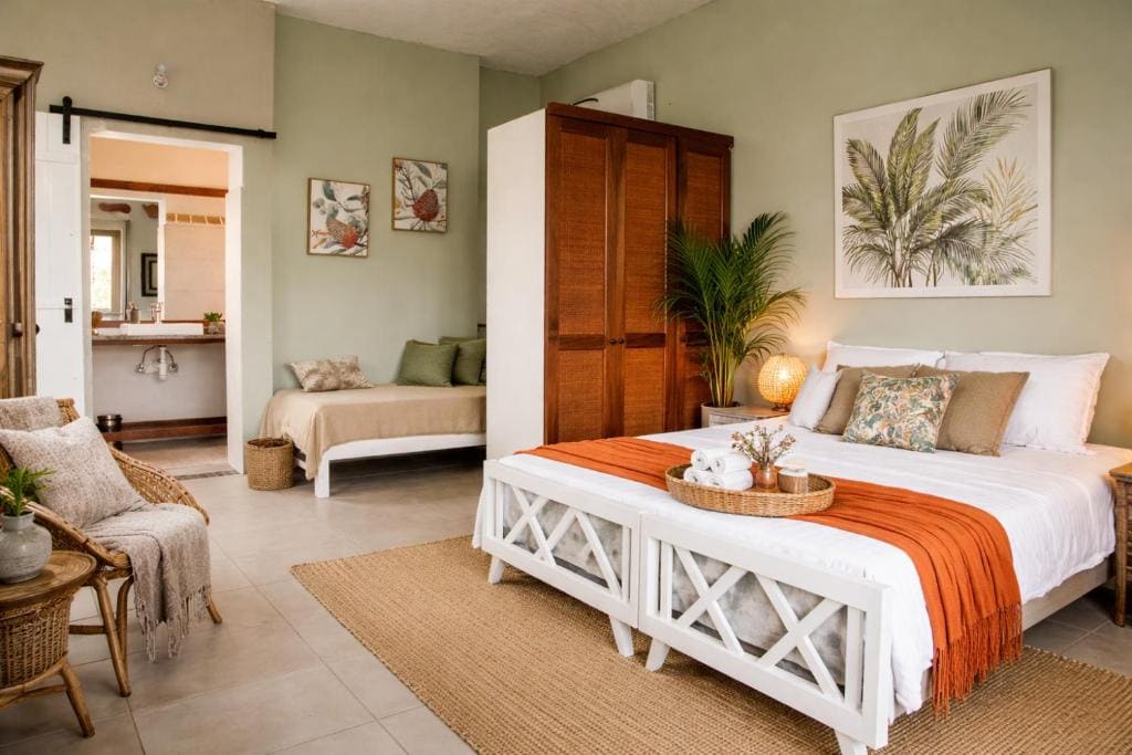 Family Room room - Image 1