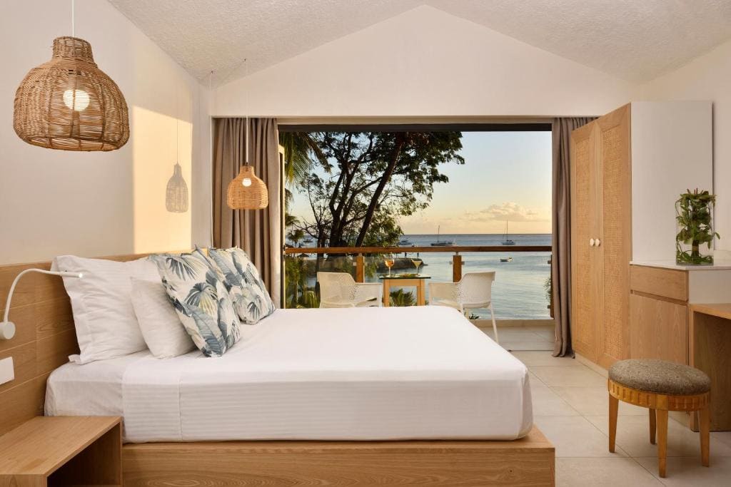 Coral Signature Beach Front room - Image 1