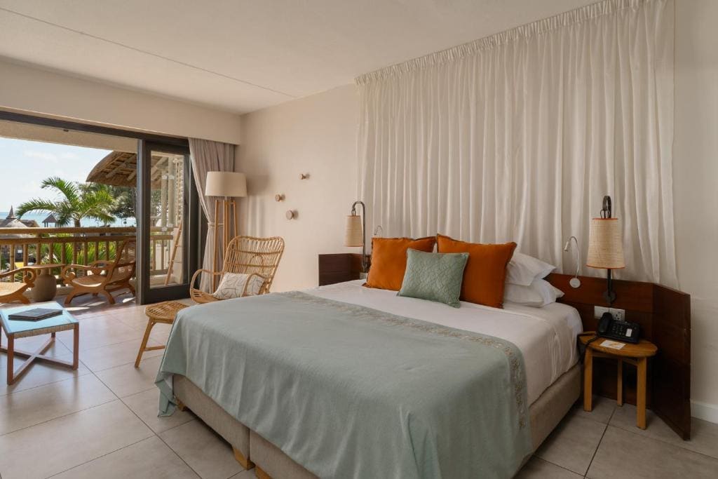 Superior Seaview Room room - Image 1