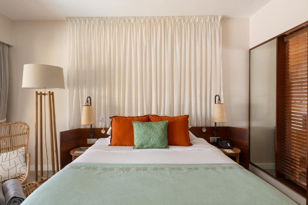Superior Seaview Room room - Image 2