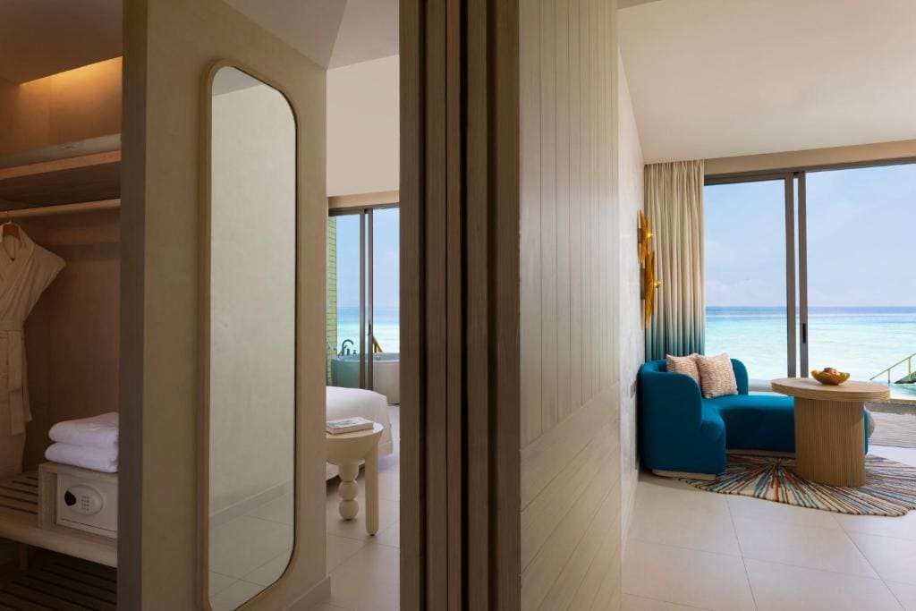 Overwater Sunrise Villa with Jacuzzi King room - Image 1