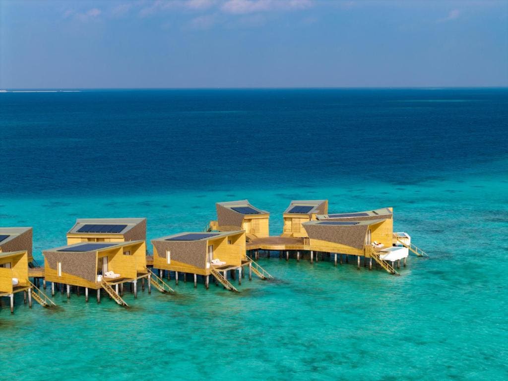 Mirage Overwater Sunrise Pool Villa King room - Image 1