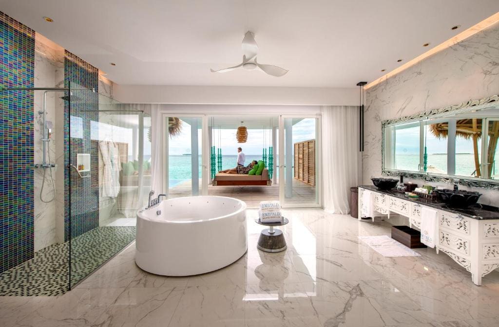 Superior Water Villa with Pool room - Image 2