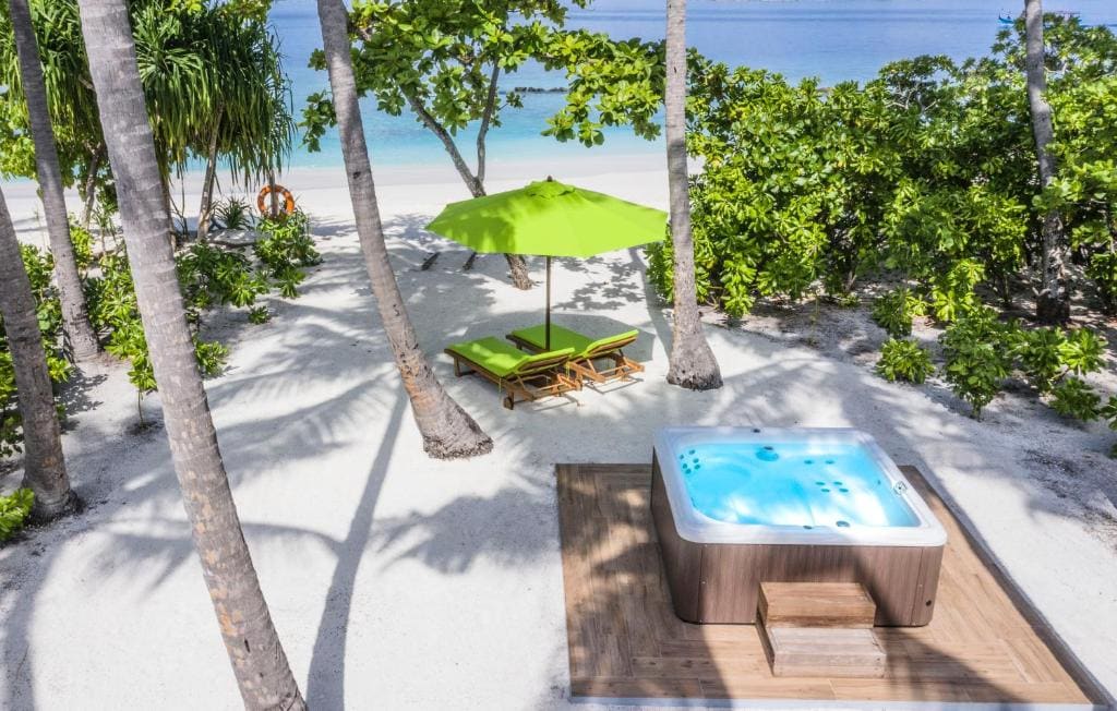 Beach Villa with Jetted Tub room - Image 1