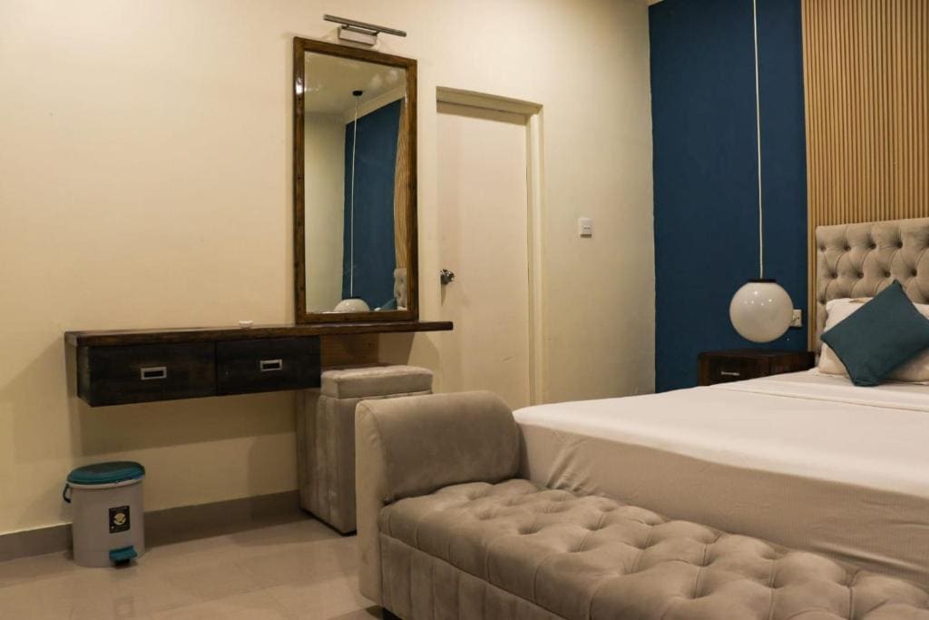 Deluxe Double Room room - Image 3