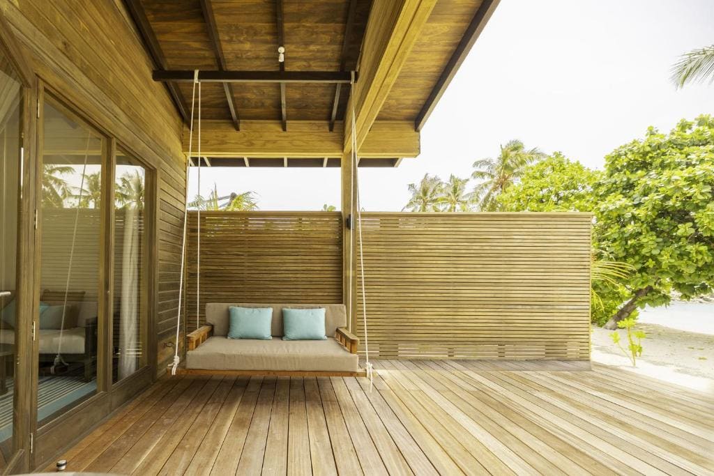 Romantic Beach Villa room - Image 2