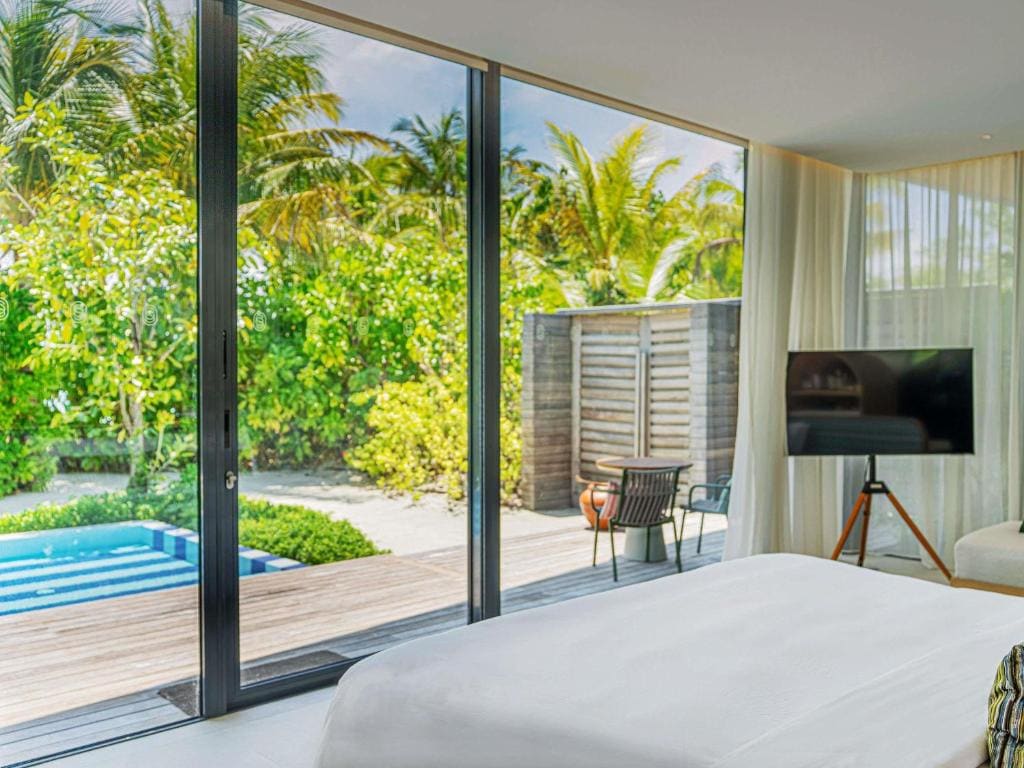 Beach Pool Villa room - Image 2