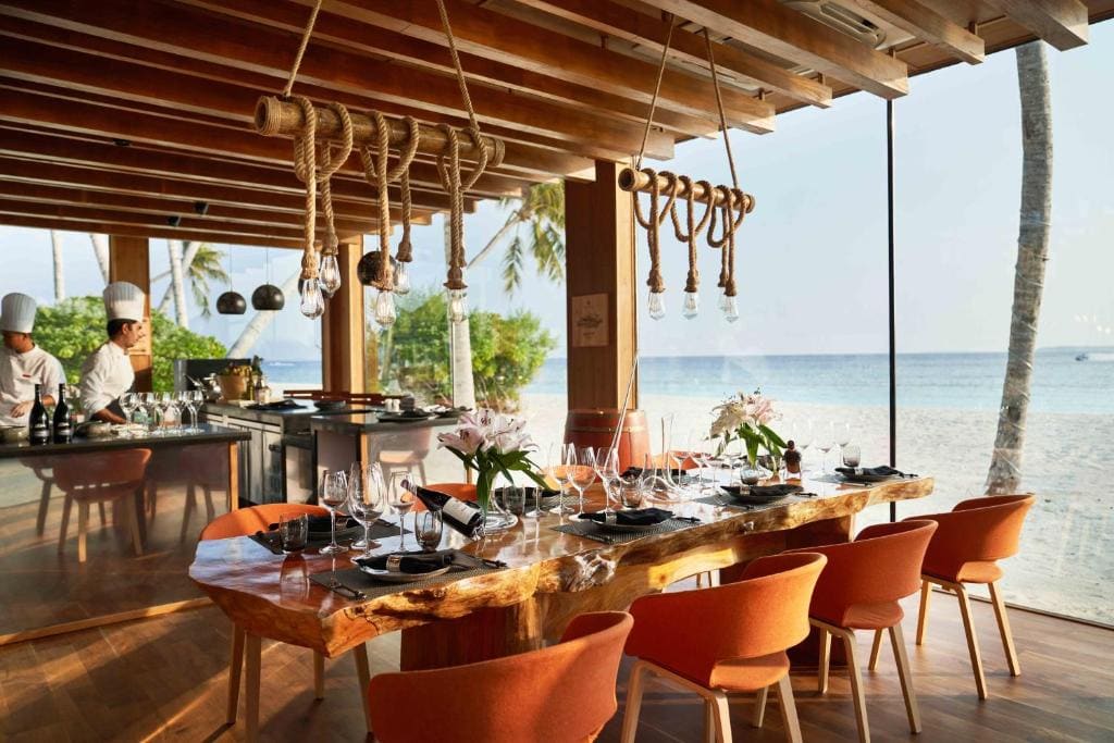 Three Bedroom Pool Beach Villa - Free shared seaplane for 2 guests, minimum 7-night stay room - Image 3