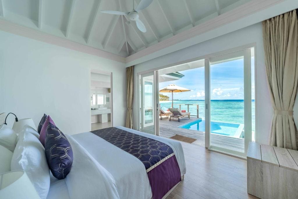 Ocean Villa with Pool + Slide - - Free shared seaplane for 2 guests, minimum 7-night stay room - Image 1