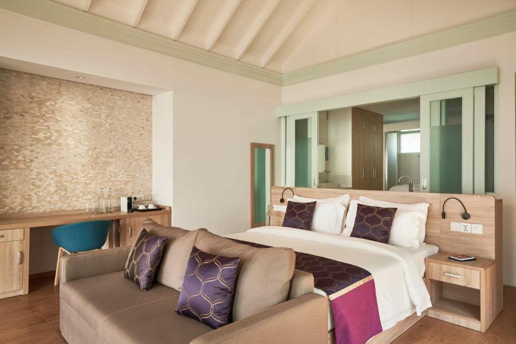 Three Bedroom Lagoon Villa with Pool + Slide - Free shared seaplane for 2 guests, minimum 7-night stay room - Image 1