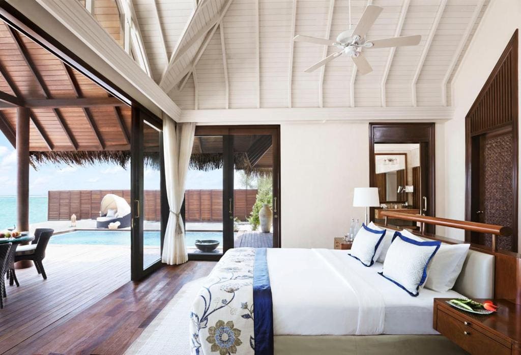 Premium Villa with Pool Ocean View room - Image 1